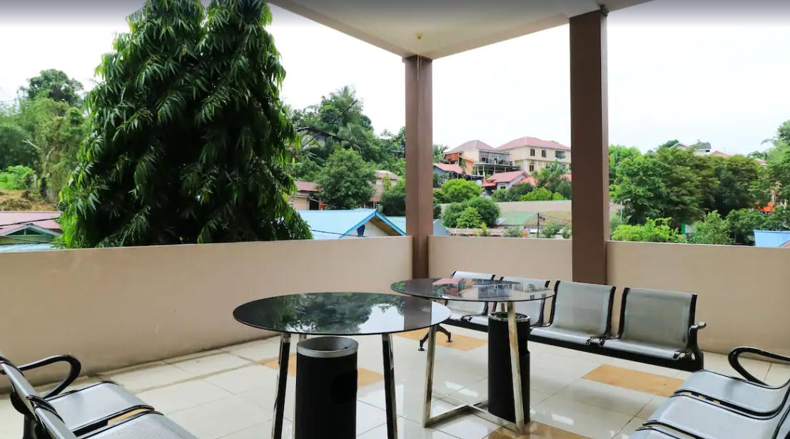Riviera Residence Balikpapan  Buitenkant foto