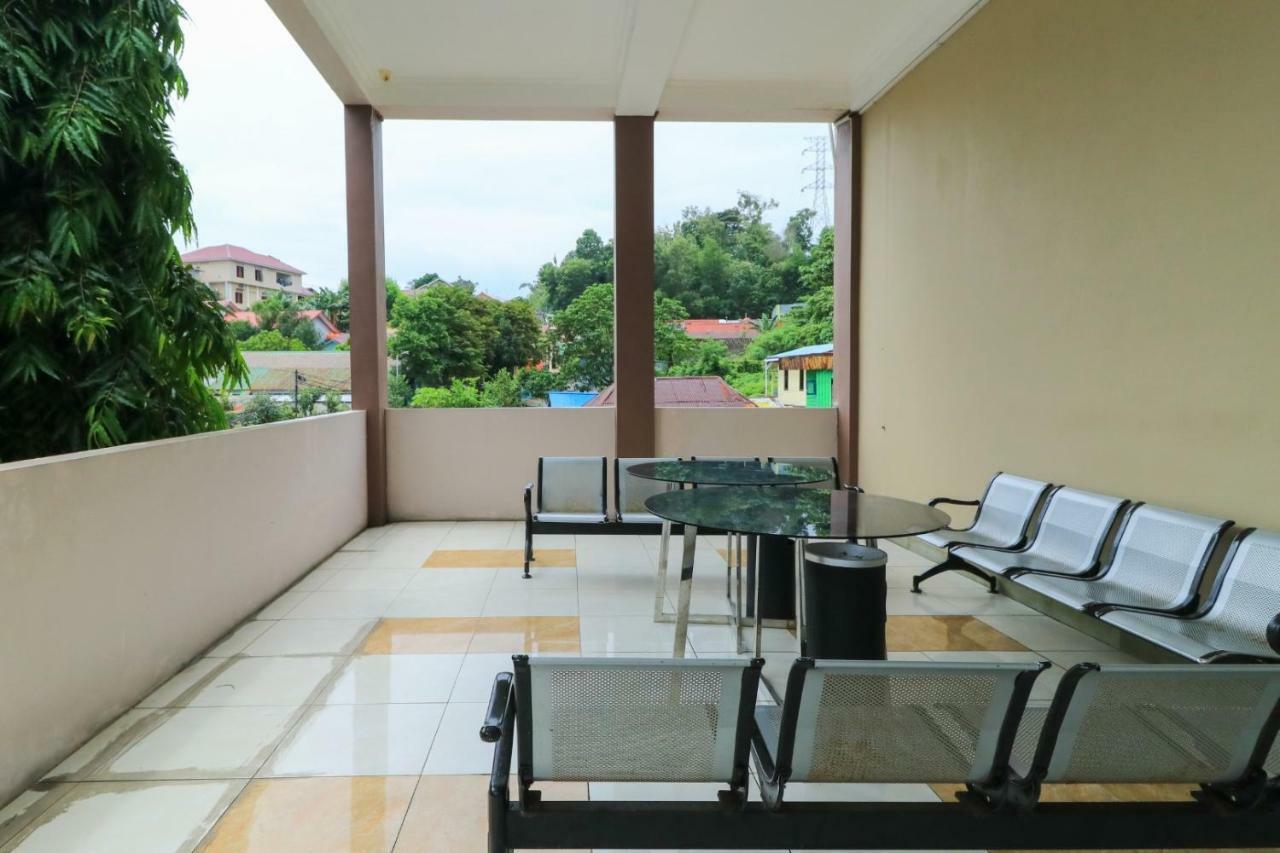 Riviera Residence Balikpapan  Buitenkant foto